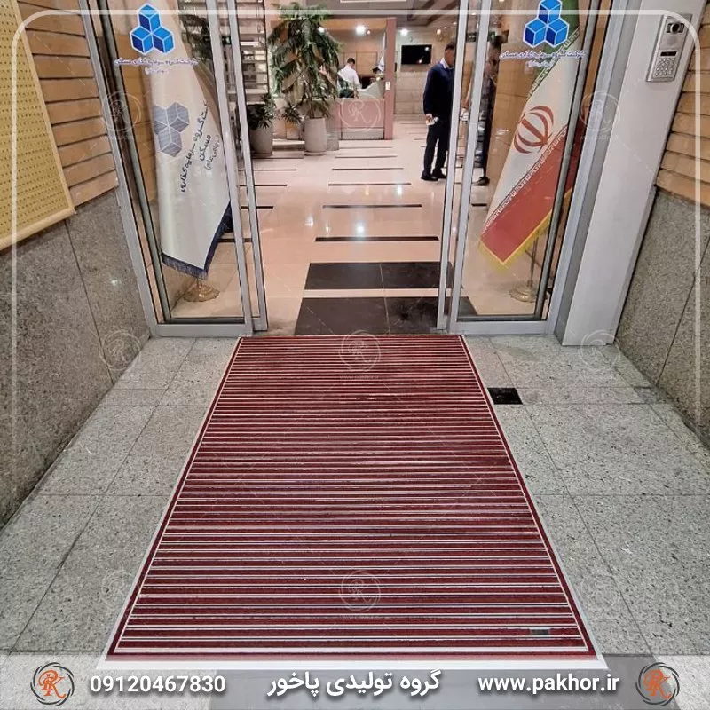 نحوه نصب پادری آلومینیومی چسبدار بر روی سطوح ناهموار