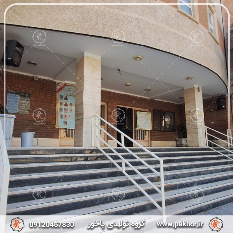 بررسی تأثیر تراکم رفت وآمد بر میزان استهلاک ترمز پله شبرنگ دار