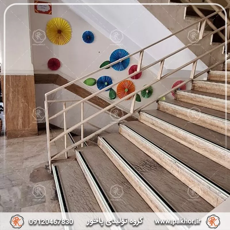 مقایسه راندمان ترمزگیر پله PVC، آلومینیومی و سیلیسی در فضاهای صنعتی