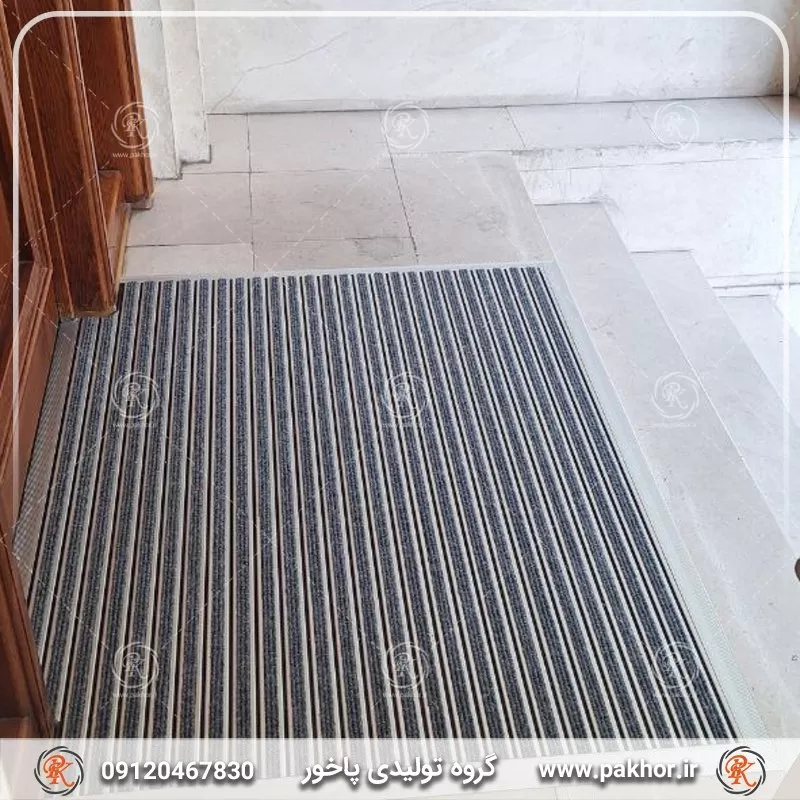 چطور با یک پادری پلاستیکی ساده، زیبایی کف خانه را چند برابر کنیم؟