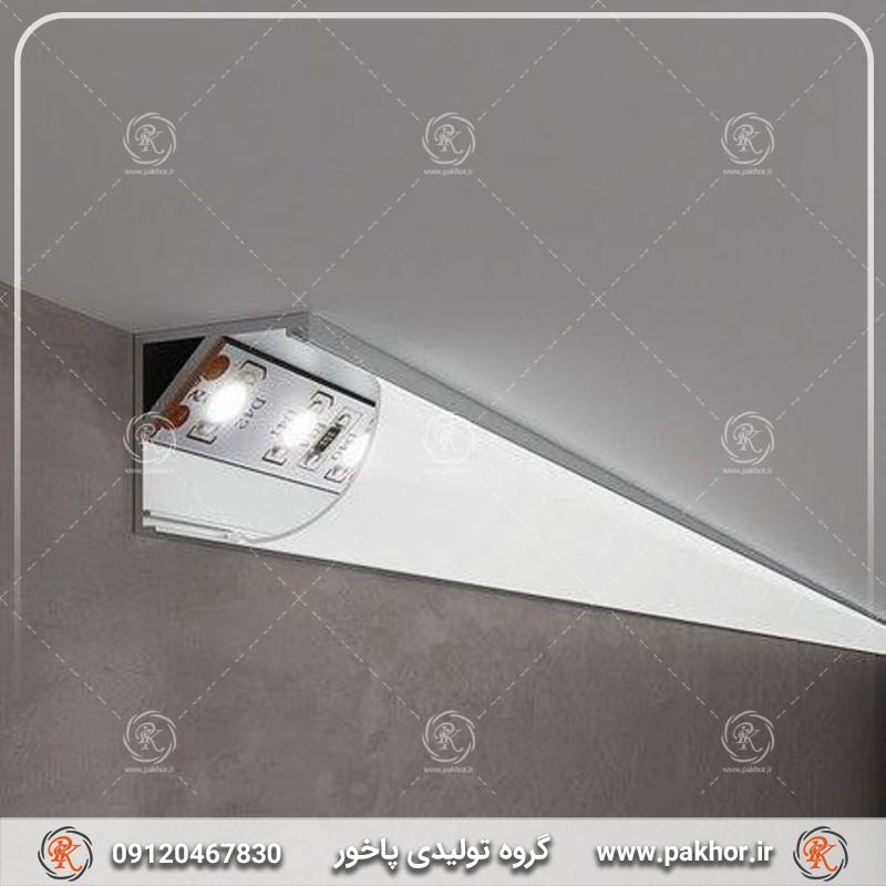 چرا نور خطی در عکس ها زیباست ولی در واقعیت زننده به نظر می رسد؟