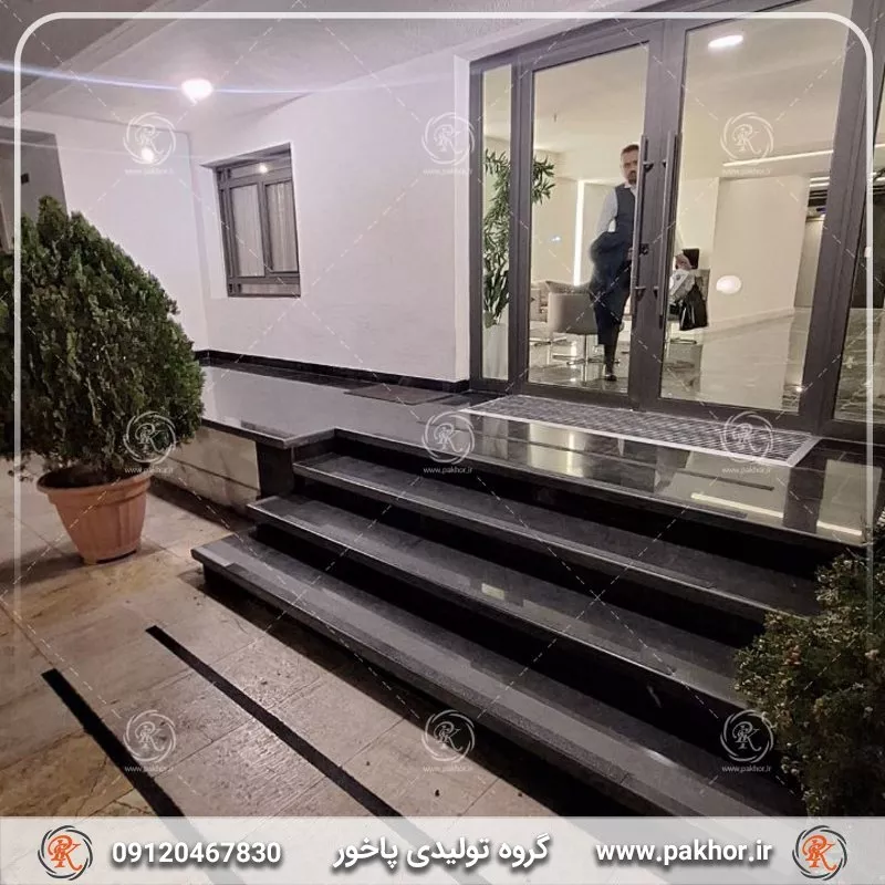 مقایسه عملکرد ترمز پله های نواری و پروفیلی