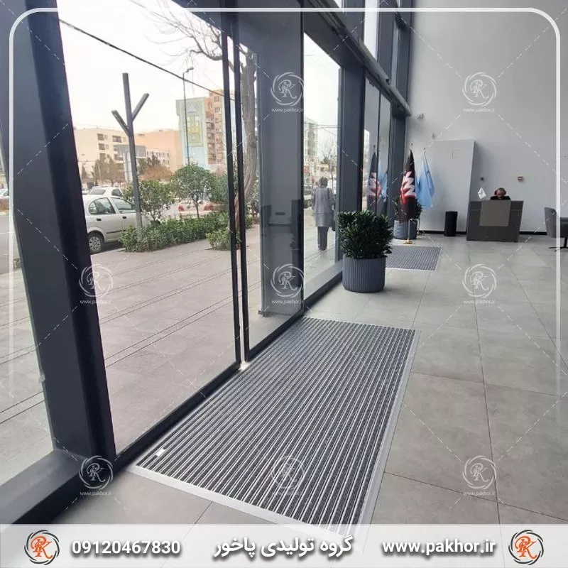 آیا ترکیب موکت و PVC واقعاً مؤثر است؟