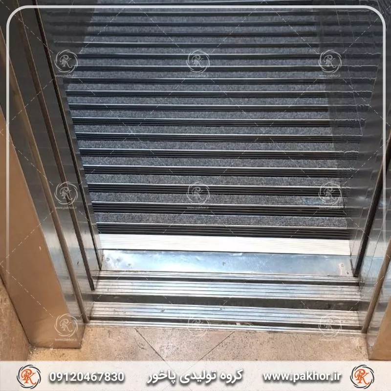 چه جنسی برای پادری آسانسور بهتر است؟