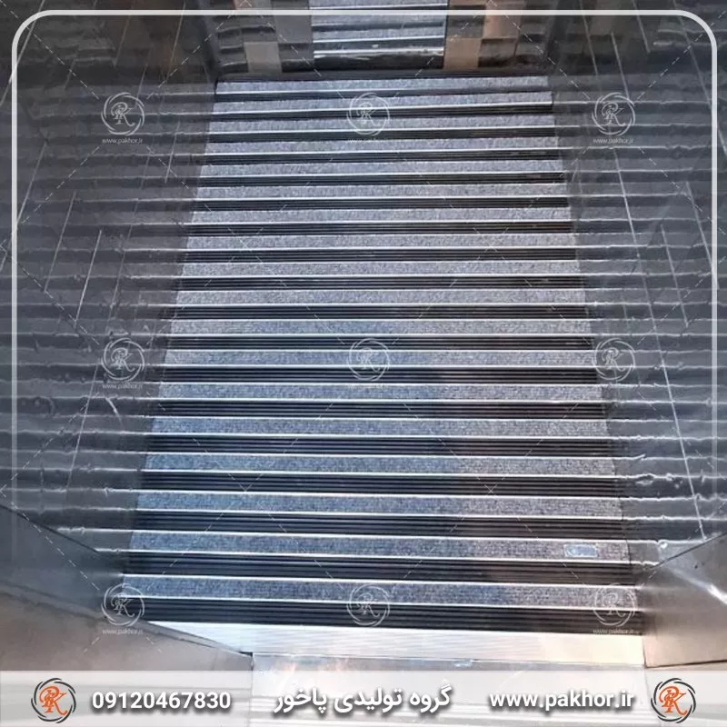 چه جنسی برای پادری آسانسور بهتر است؟