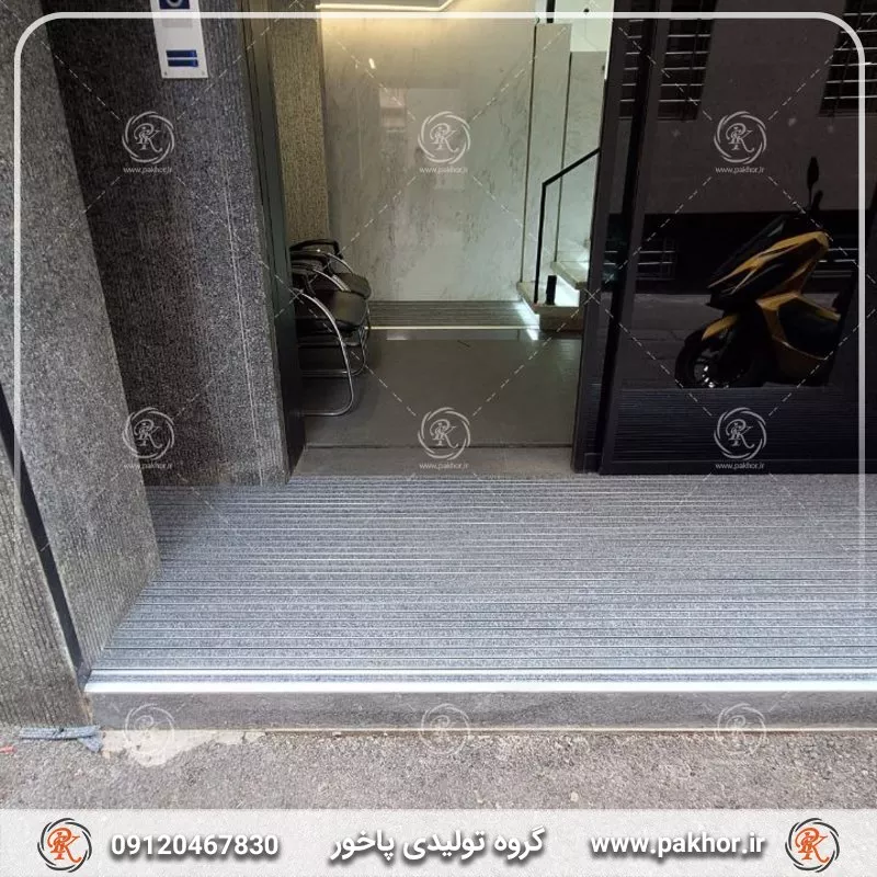 چه جنسی برای پادری آسانسور بهتر است؟