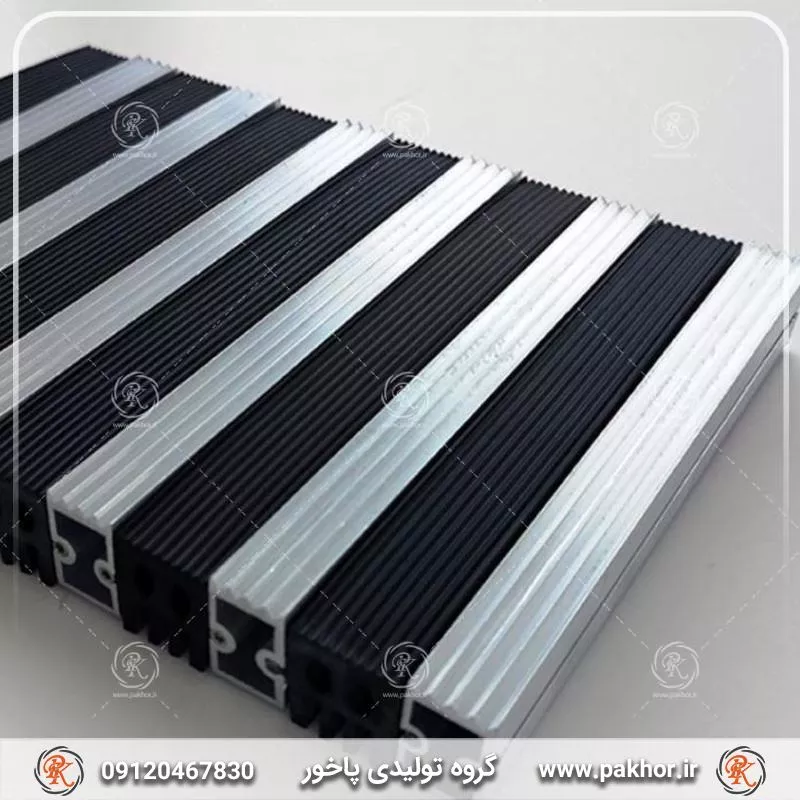 پادری PVC کلاسیک؛ مناسب بالکن، پاساژ