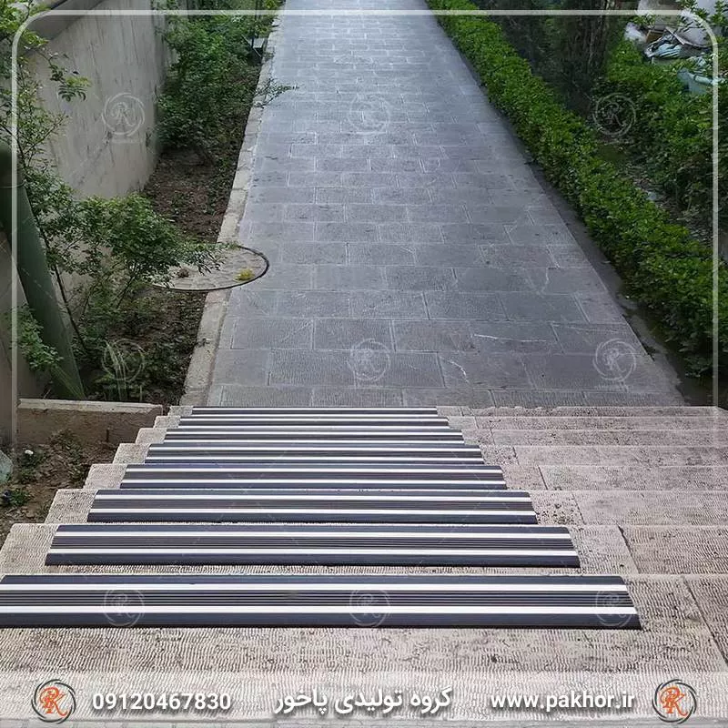 چگونه می توان ایمنی پله ها را بالا برد ؟ چگونه می توان ایمنی پله ها را بالا برد ؟