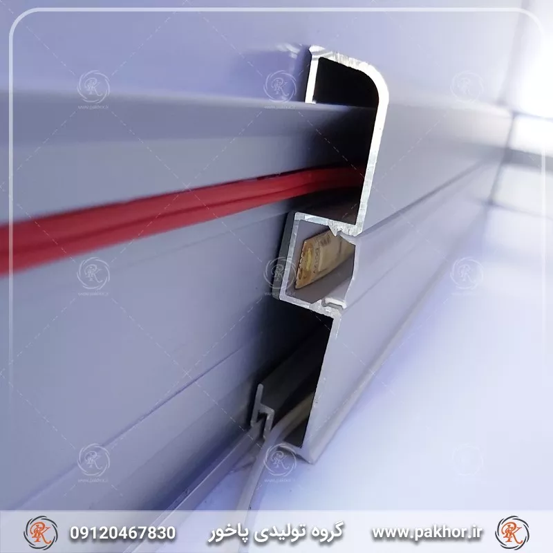 تجربه نورپردازی مدرن با خرید قرنیز نوری