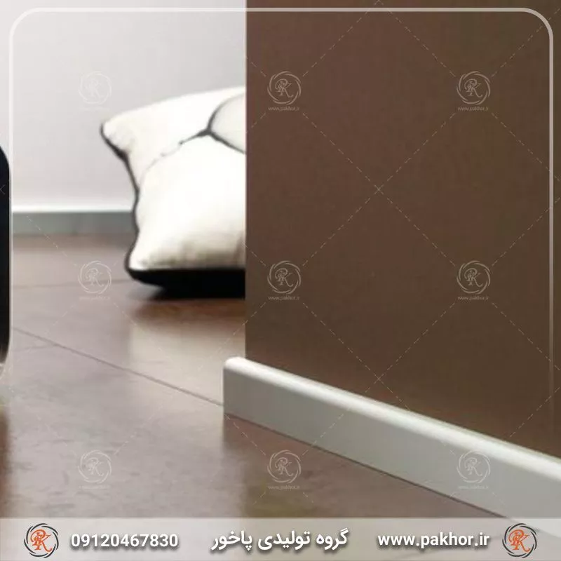 جلوه مدرن ترکیب قرنیز پله با محیط اطراف