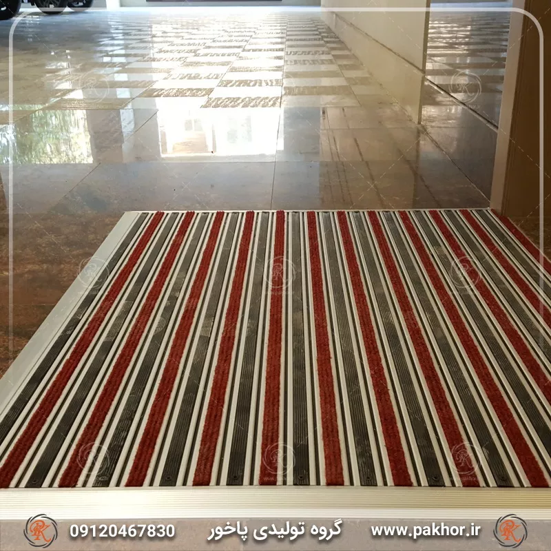 خوش آمدگویی جذاب تر به میهمانان اداره با موکت پادری
