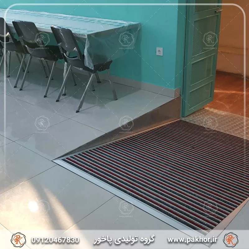 خوش آمدگویی جذاب تر به میهمانان اداره با موکت پادری