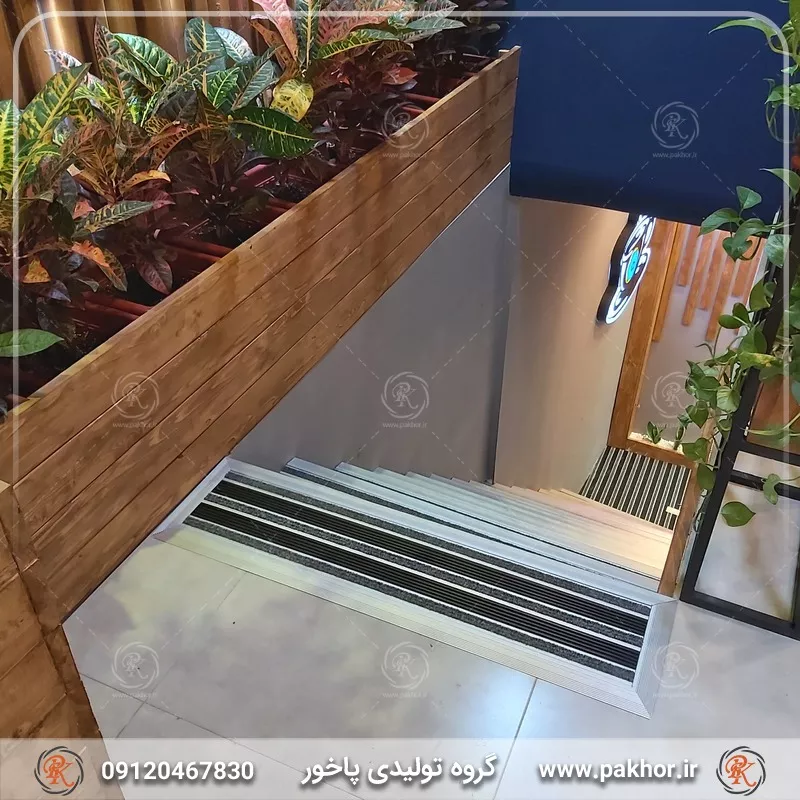 برای نصب پادری آلومینیومی محیط بیرونی مناسب است یا محیط داخلی؟