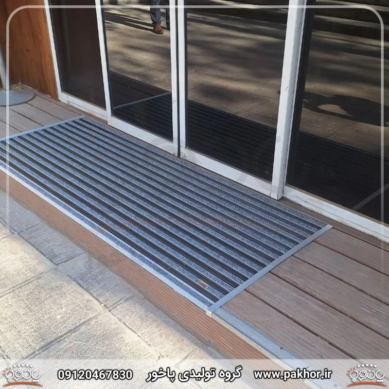 پادری فلزی شیاردار
