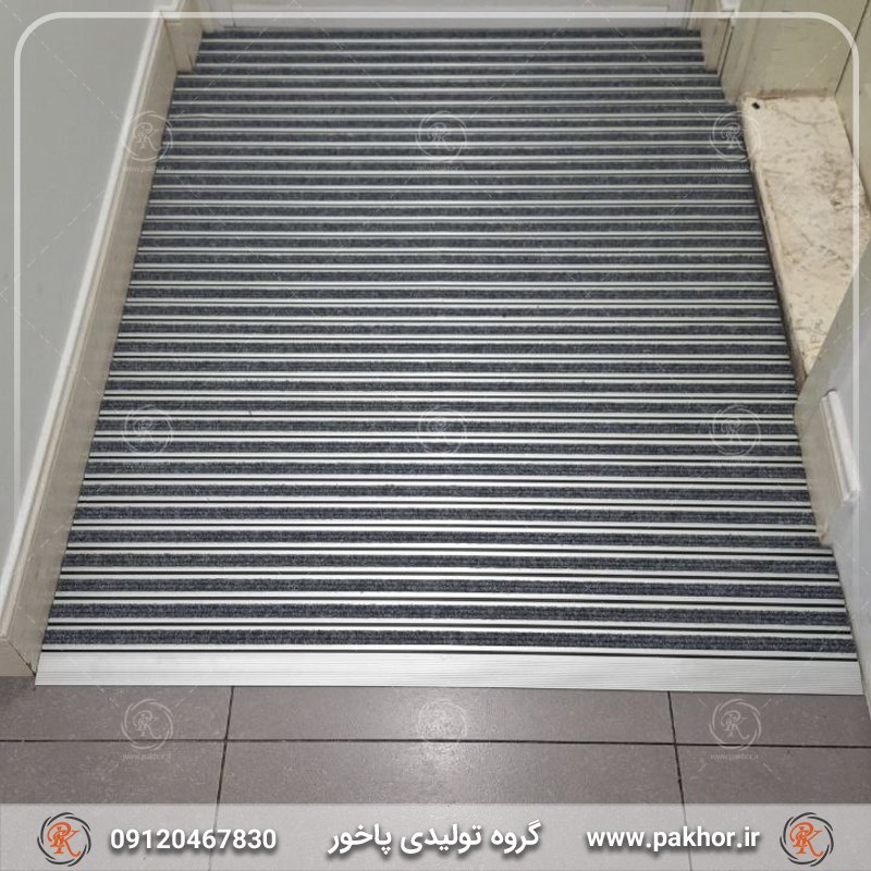 پادری ورودی