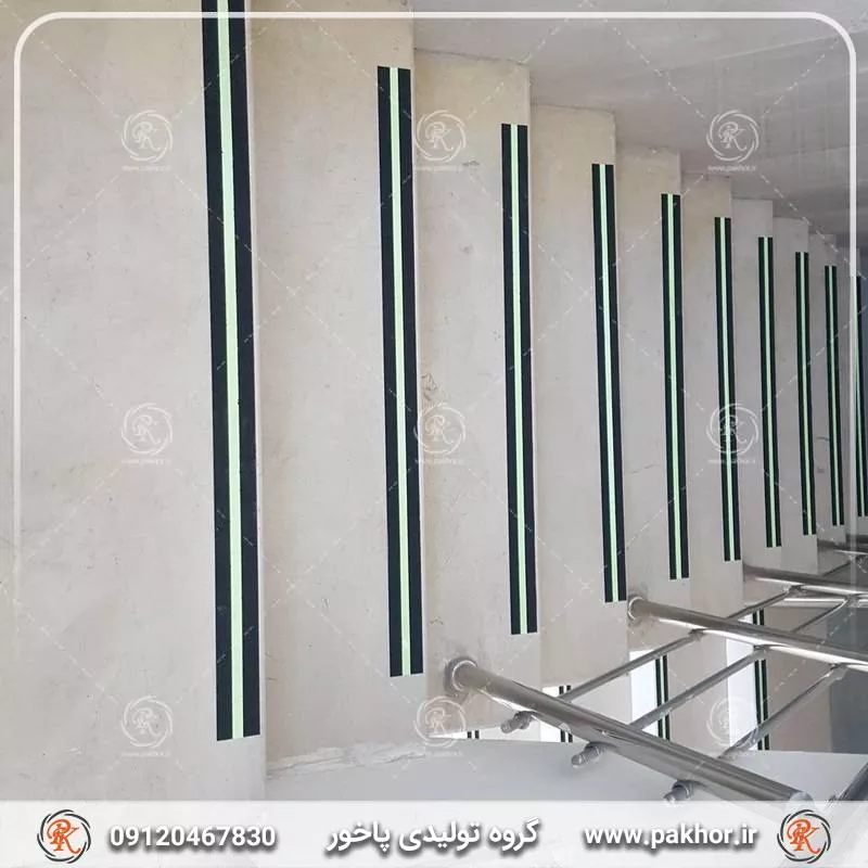 ترمز پله سیلیسی پشت چسبدار با نوار شبتاب ( 2 سال ضمانت )