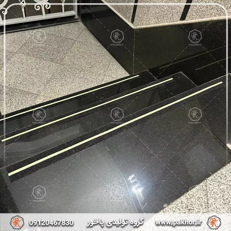 ترمز پله سیلیسی پشت چسبدار با نوار شبتاب ( 2 سال ضمانت )
