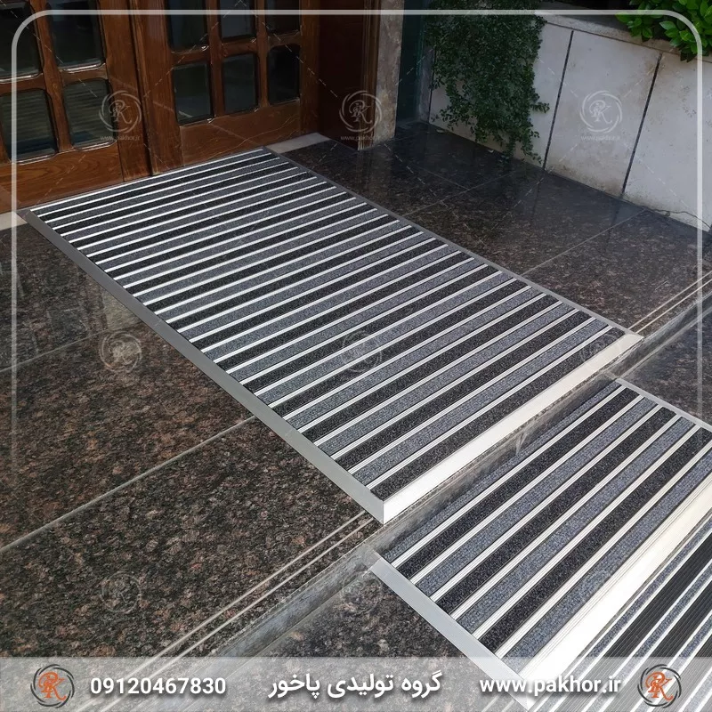 نمونه اجرا شده پادری آلومینیومی pvc موکت یک سانتی کد M3