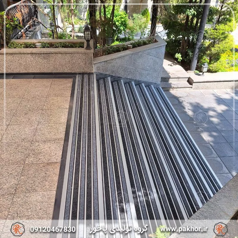 نمونه اجرا شده پادری آلومینیومی pvc موکت یک سانتی کد M3