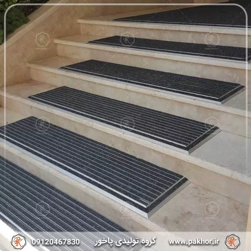 نمونه اجرا شده پادری آلومینیومی دو سانتی کد M4