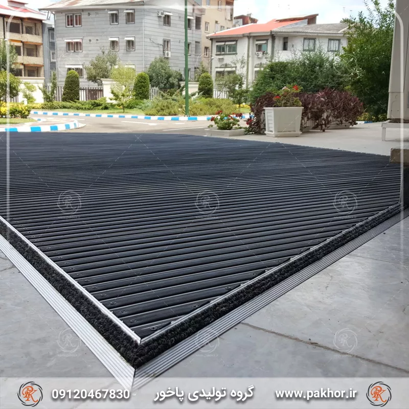 نمونه اجرا شده پادری آلومینیومی دو سانتی کد M4
