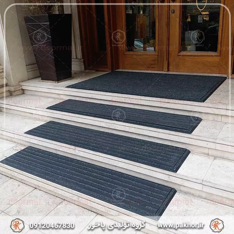 نمونه اجرا شده پادری آلومینیومی شیار دار موکت دو سانتی کد M5